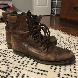 Men’s size 9.5 Brown Leather Riding Boots